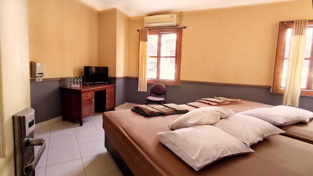 Hostel Omah Pelem Syariah Semarang Exteriér fotografie